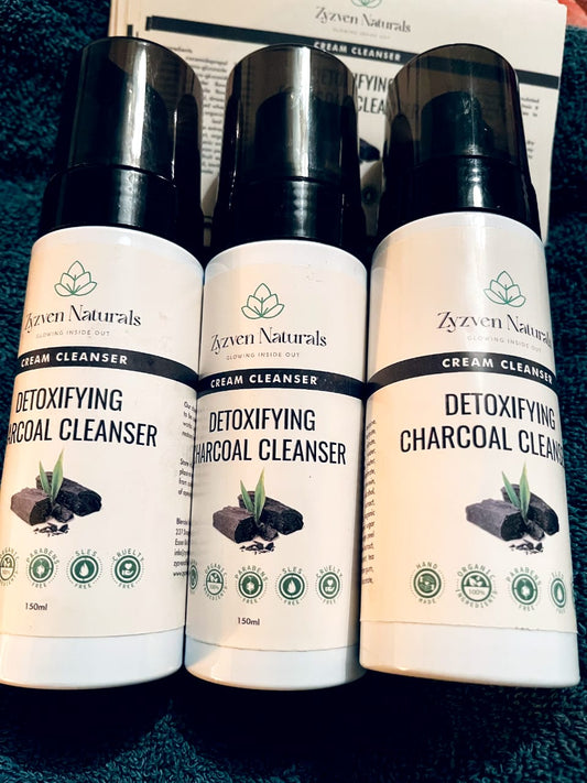 **Zyzven Naturals Charcoal Detoxifying Cleanser - 150ml** ( USA only)