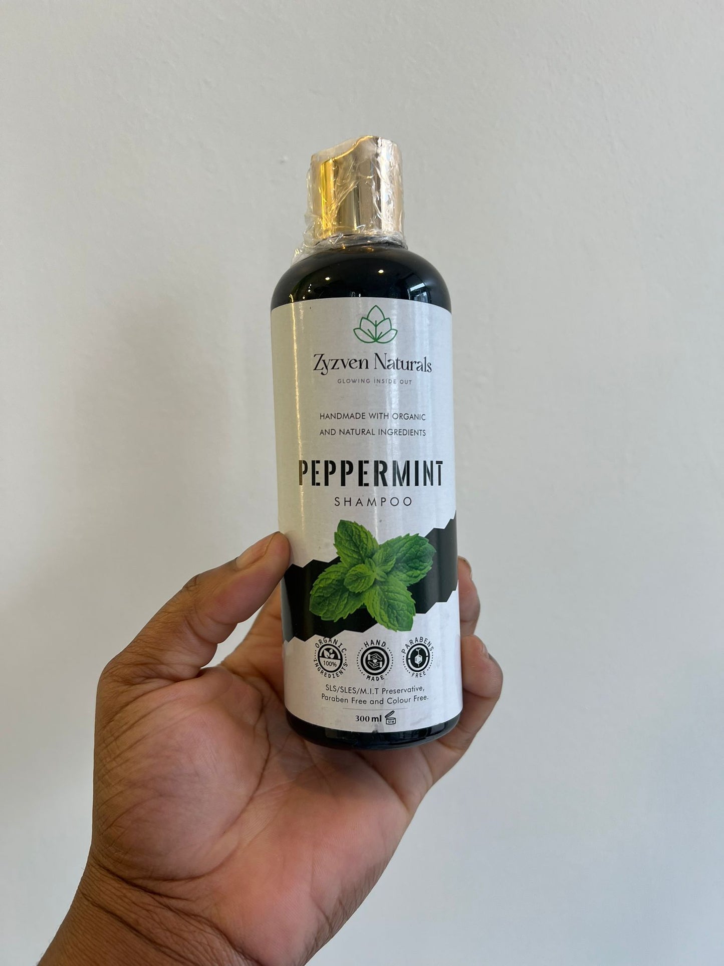 Zyzven Naturals Peppermint Shampoo – 300 ml
