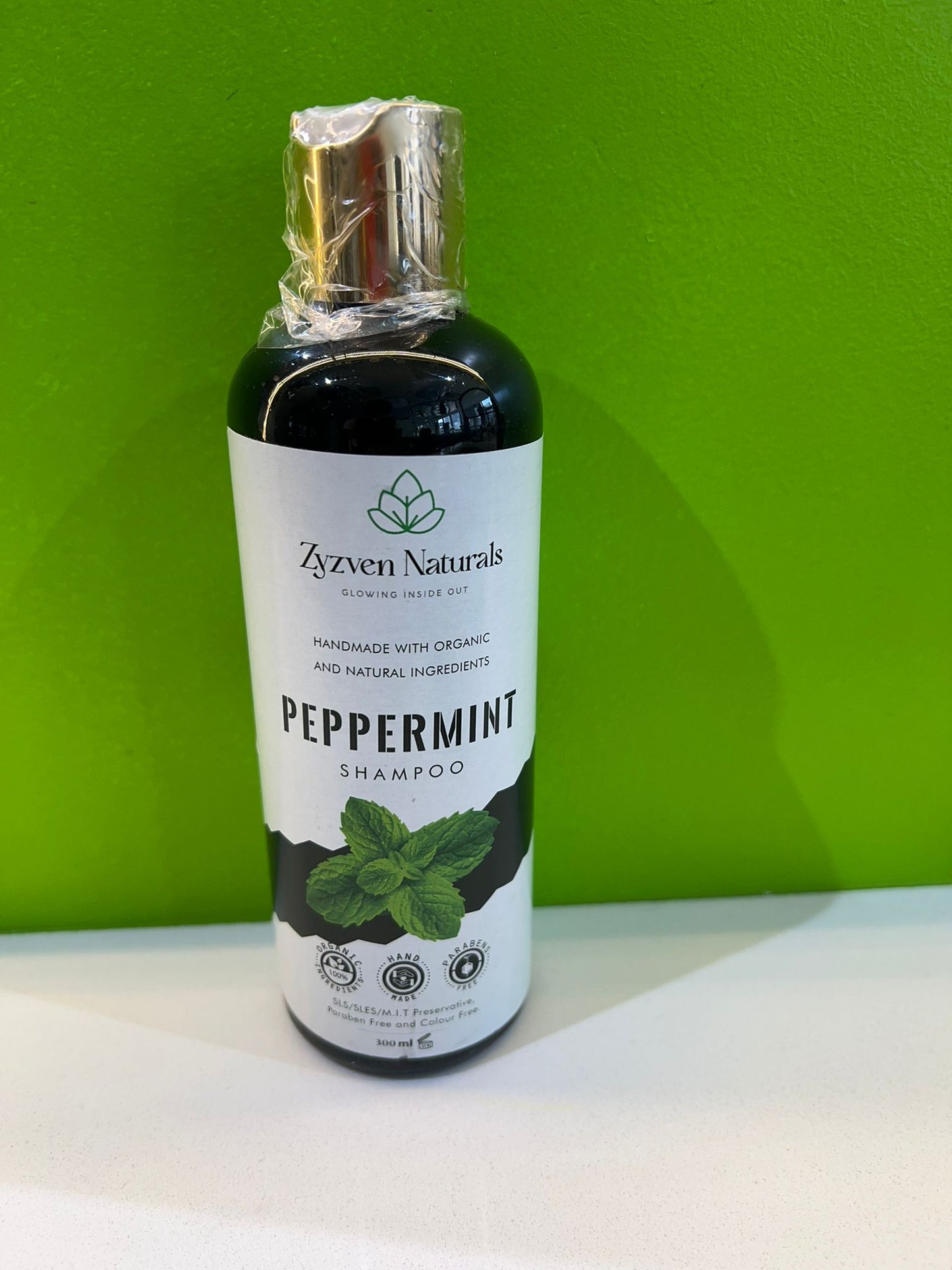 Zyzven Naturals Peppermint Shampoo – 300 ml